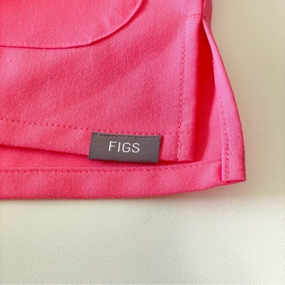 NWT Figs Limited Edition Nata Zip Henley Scrub Top Neon Pink XS - Picture 12 of 16